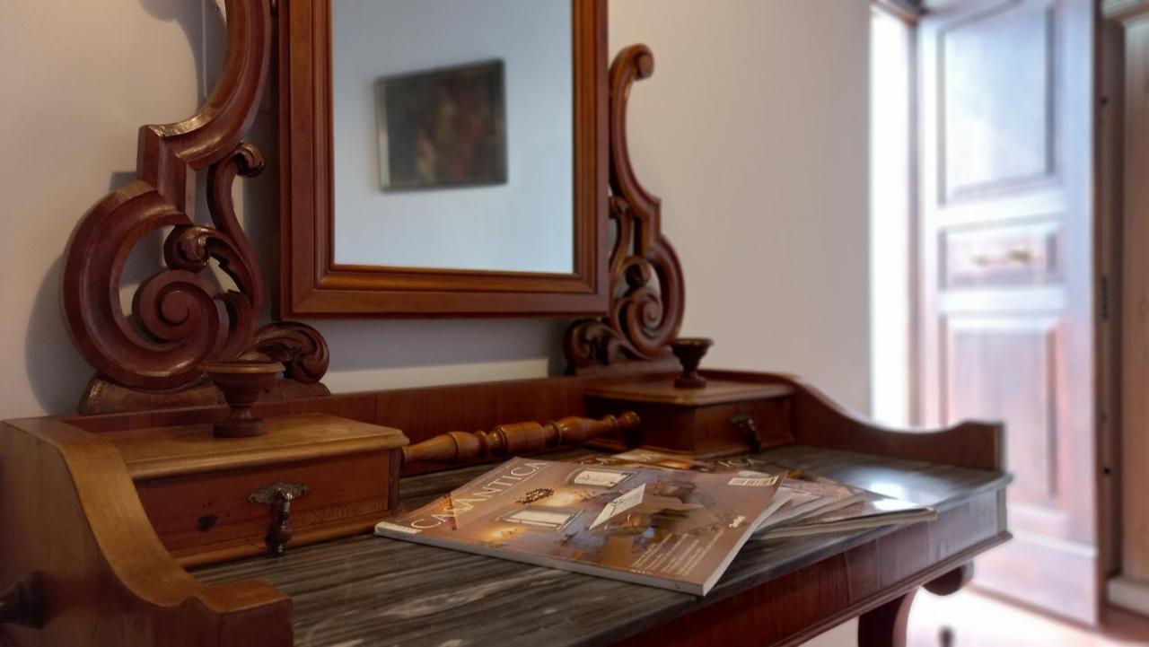 Domus Antiqua Bed & Breakfast Spello Buitenkant foto